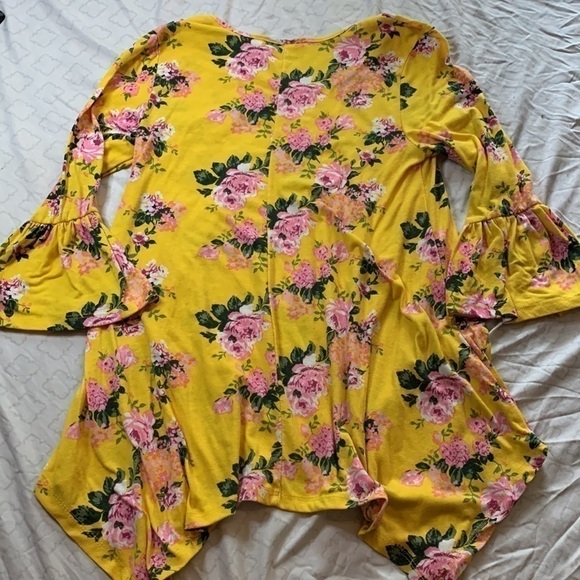 Floral Print Top - Picture 5 of 5